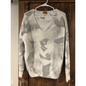 POL Marble V-Neck Sweater